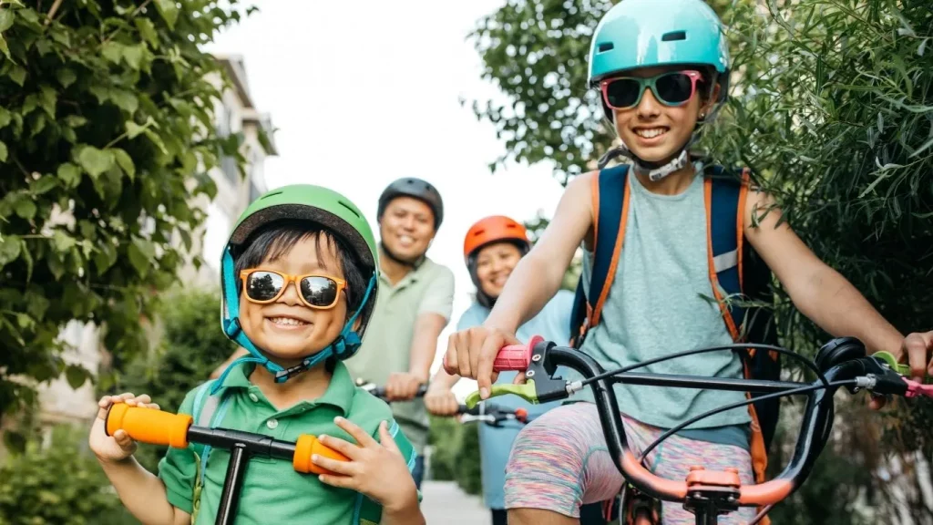 Play & Thrive Outdoors