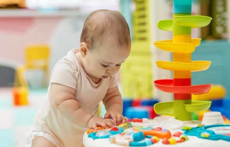 Sensorial Learning Encourages Independence